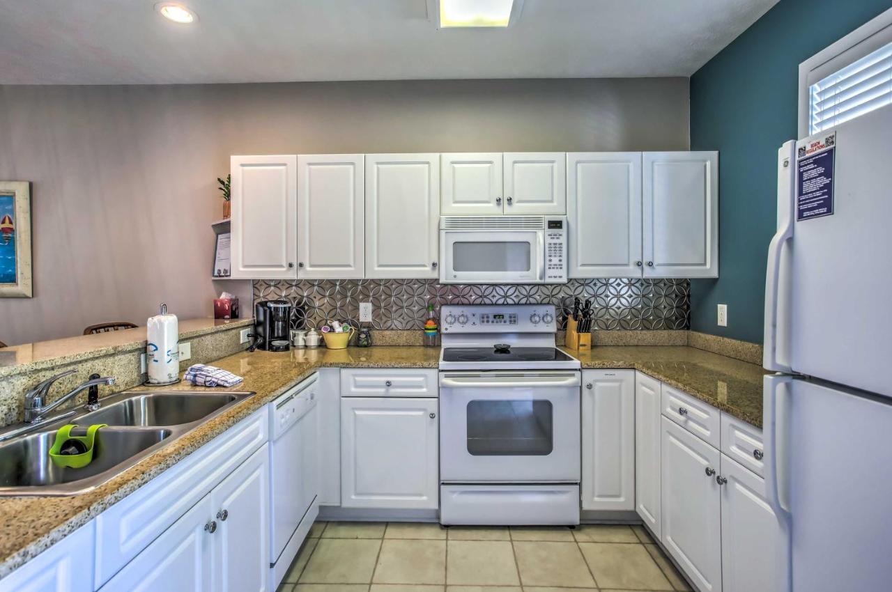 Sunny Coastal Condo About 1 Mi To N Myrtle Beach! Bagian luar foto